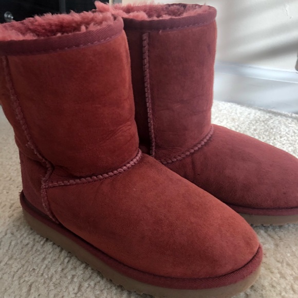UGG Shoes - Kid ugg with box